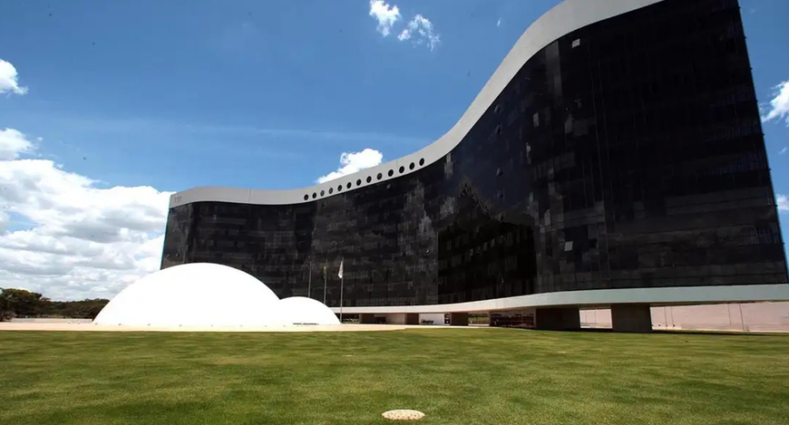 Em 24 de fevereiro de 1932, nascia a JE. Conquista do voto feminino também é comemorada