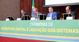 Servidor do Tribunal integra equipe de desenvolvimento do JE-Connect, um dos sistemas utilizados...