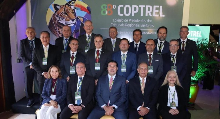 88º COPTREL é encerrado com deliberações e assinatura da Carta de Bonito O 88º Encontro do Colégio de Presidências dos Tribunais Regionais Eleitorais (COPTREL) foi encer...
