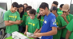 Cerca de 150 alunos da Rede Pública participam de Treinamento com Urna Eletrônica