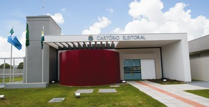 TRE-MS - Cartório de Chapadão do Sul Fachada do cartório eleitoral de Chapadão do Sul