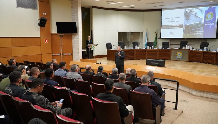 TRE-MS e Forças de Segurança se reúnem para alinhamento das Eleições 2024 Reuniu abordou temas como a prevenção de crimes eleitorais, bem como a segurança e logística das...
