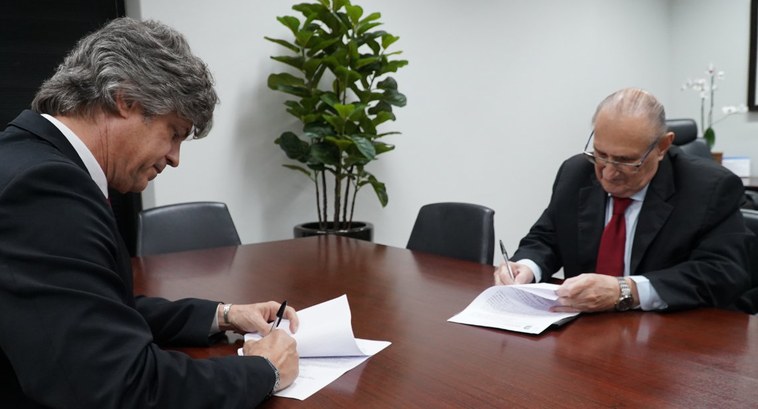 TRE-MS e TRT firmam Acordo para a constituição de Junta Médica Documento prevê a constituição de Junta Médica entre os órgãos para a realização de perícias méd...