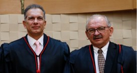 TRE-MS empossa novos membros substitutos na classe de desembargador Solenidade foi realizada na sala da presidência do TRE-MS, e conduzida pelo presidente da Corte
