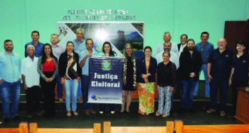 TRE-MS inaugura Posto de Atendimento ao Eleitor em Figueirão PAE está instalado em uma sala da Câmara Municipal