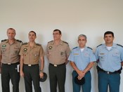 Autoridades militares.