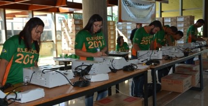 TRE-MS inseminação de urnas 8ZE