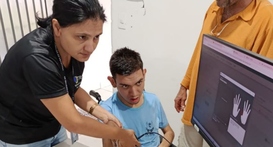 Ações contemplaram jovens da APAE e idosos acolhidos em asilo