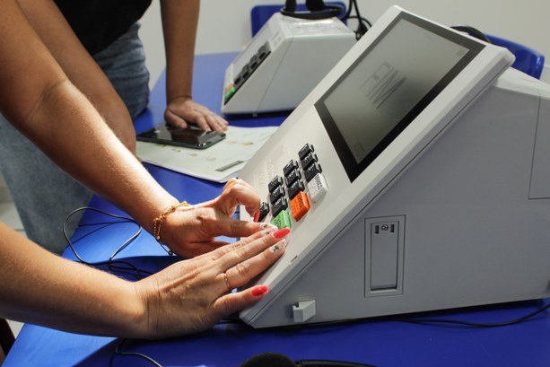 Escola Judiciária Eleitoral do TSE oferece curso gratuito sobre Segurança e auditoria nas eleições brasileiras O curso será on-line com carga horária de 4 horas