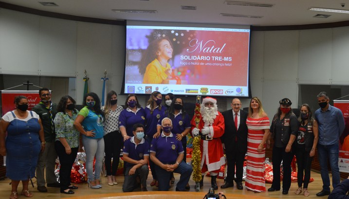 Natal Solidário 2021 do TRE-MS arrecadou mais de 170 brinquedos além de  cestas básicas — Tribunal Regional Eleitoral de Mato Grosso do Sul