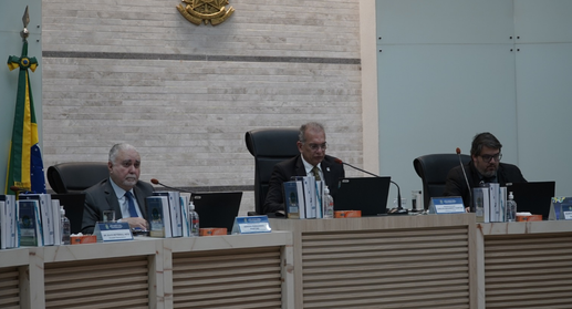 Procedimento foi realizado nesta quarta-feira (21)