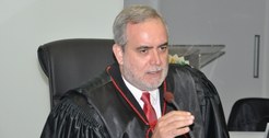 TRE-MS - Juiz membro do TRE Heraldo Garcia Vitta